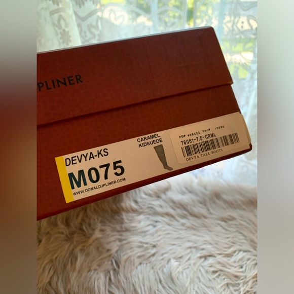 Donald Pliner Devya Tall Suede Boots - Picture 13 of 15